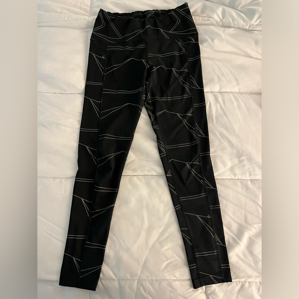 Oiselle Women’s Running Pants. Size 06. Color: Black.